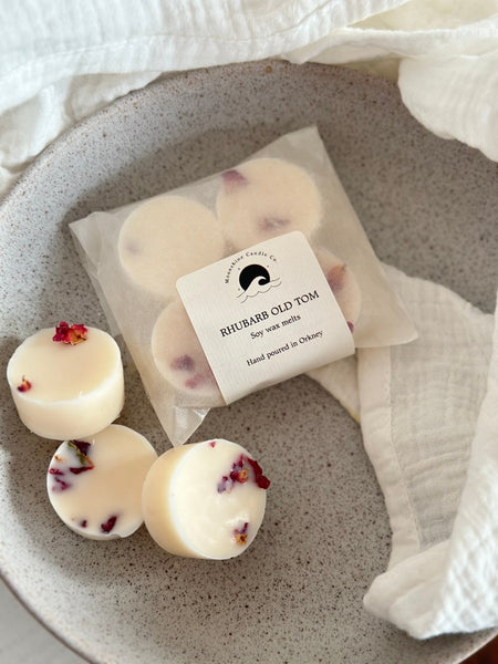 Rhubarb Old Tom wax melts - Moonshine Candle Co.